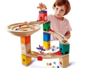 Quadrilla Pista In Legno Con Biglie Corsa Verso Il Traguardo