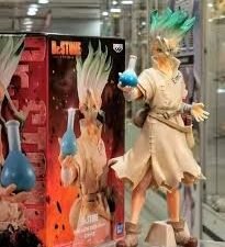 Dr Stone Pvc Statue Stone World Senku Ishigami 18 Cm