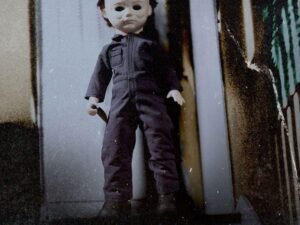 Halloween Bambola Miachael Mayers 25Cm Mezco Living Dead