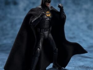 The Flash S H Figuarts Action Figure Batman 15 Cm