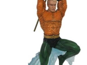 Dc Gallery Pvc Statue Aquaman 30 Cm
