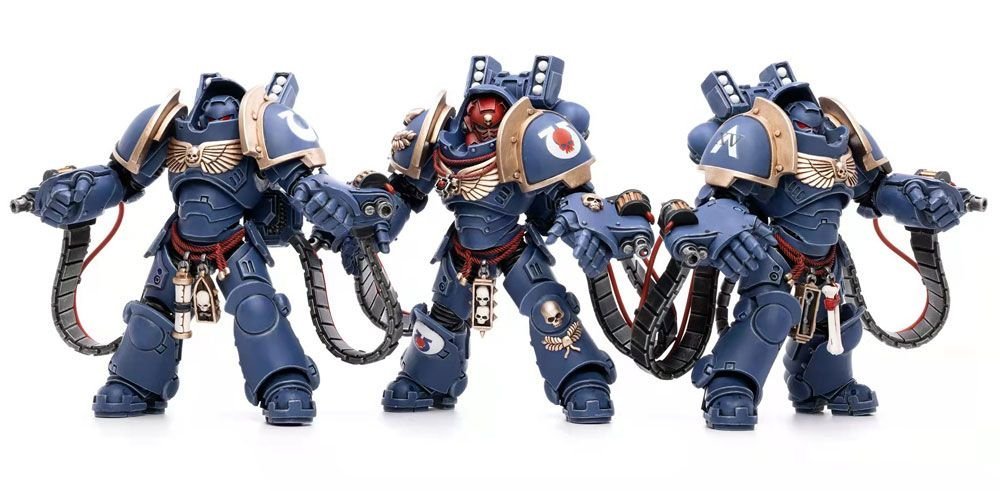 Ultramarines Aggressors Warhammer 40K Action Figure 3 Pack 1 18 12 Cm