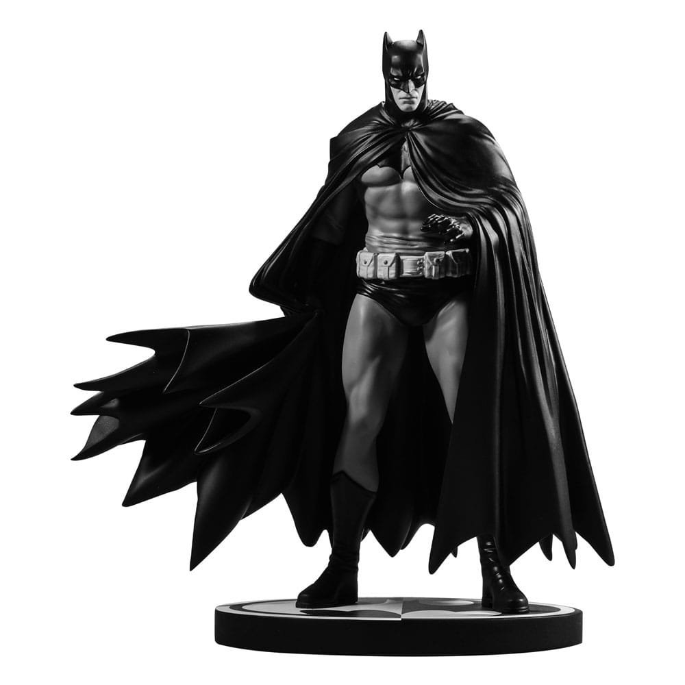 Dc Direct Resin Statue Batman Black White Batman By Lee Weeks 19 Cm