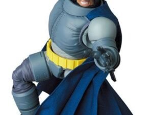 The Dark Knight Returns Maf Ex Action Figure Armored Batman 16 Cm